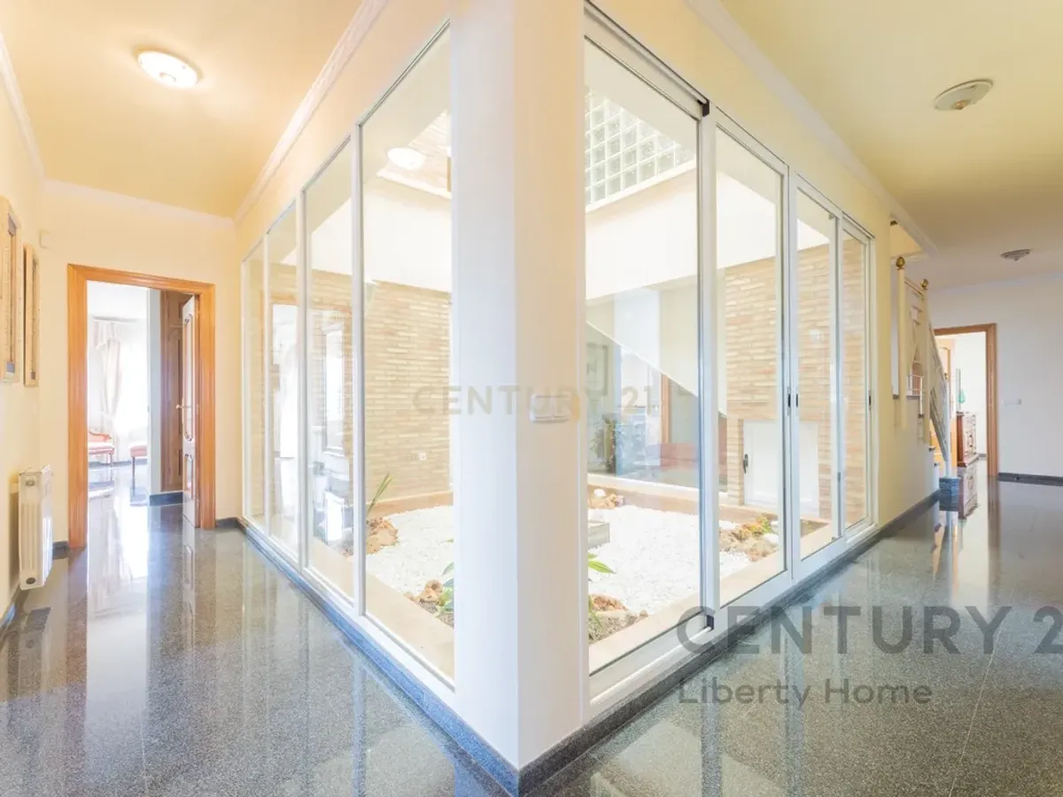 Señorial Chalet en Santa Apolonia (El Vedat)