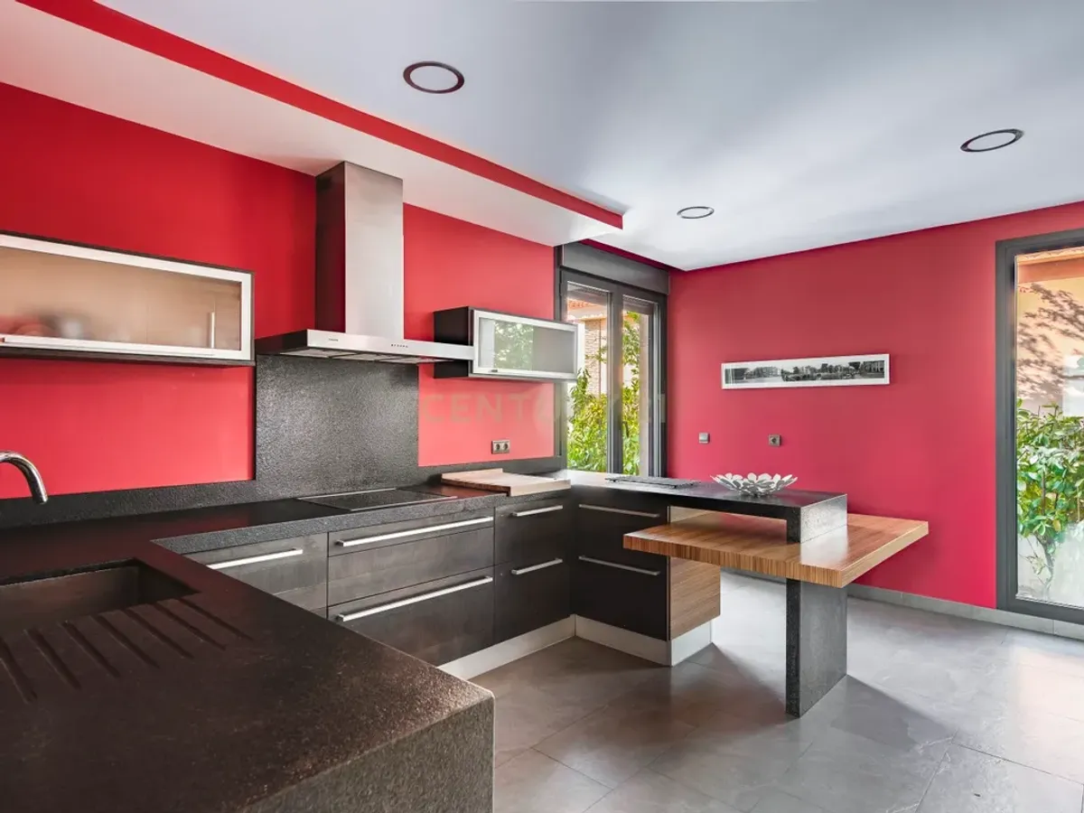 Un hogar para disfrutar de las vistas, la luz y la tranquilidad en La Zubia