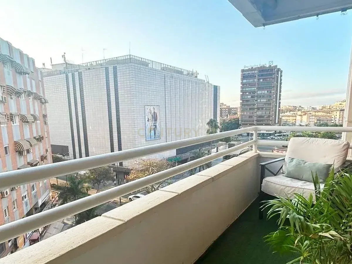 Fantástico Piso en venta en frente al Corte Inglés