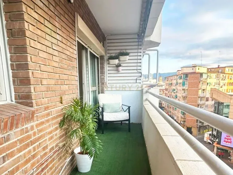 Fantástico Piso en venta en frente al Corte Inglés