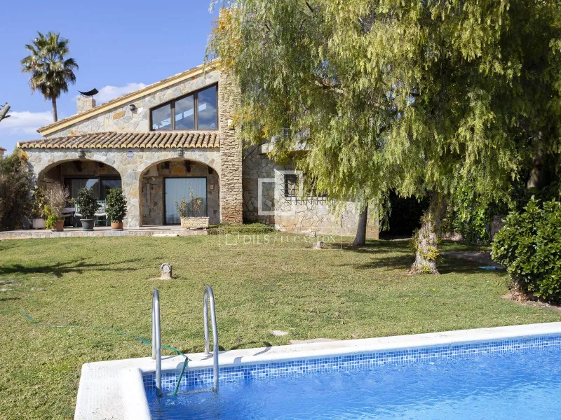 House / Villa for sale in Alfinach, Valencia