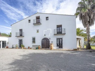 House / Villa for sale in San Antonio De Benageber, Valencia