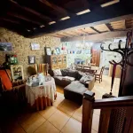 Encanto rural en venta: casa adosada con licencia turística en el corazón de la Sierra de Gata. 3