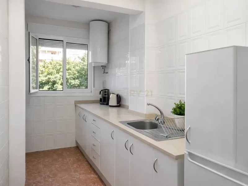 Casa pareada con jardín, terrazas y vistas a Montserrat | Ideal para familias que buscan calidad de vida