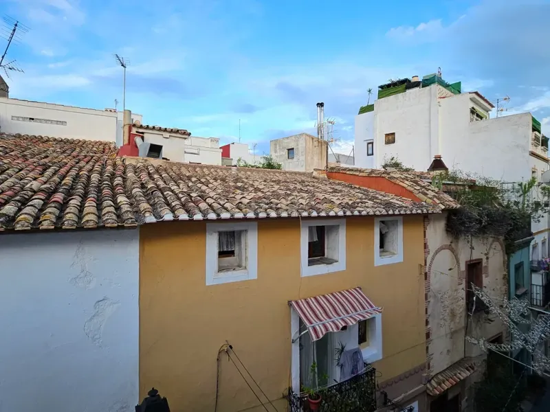 Acogedor apartamento con gran potencial en el corazón del casco antiguo de Calpe