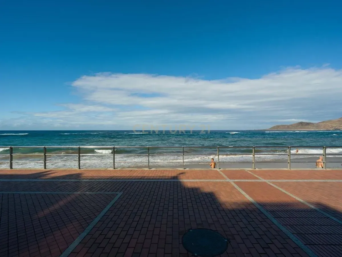 Piso moderno de 3 dormitorios junto a las Canteras