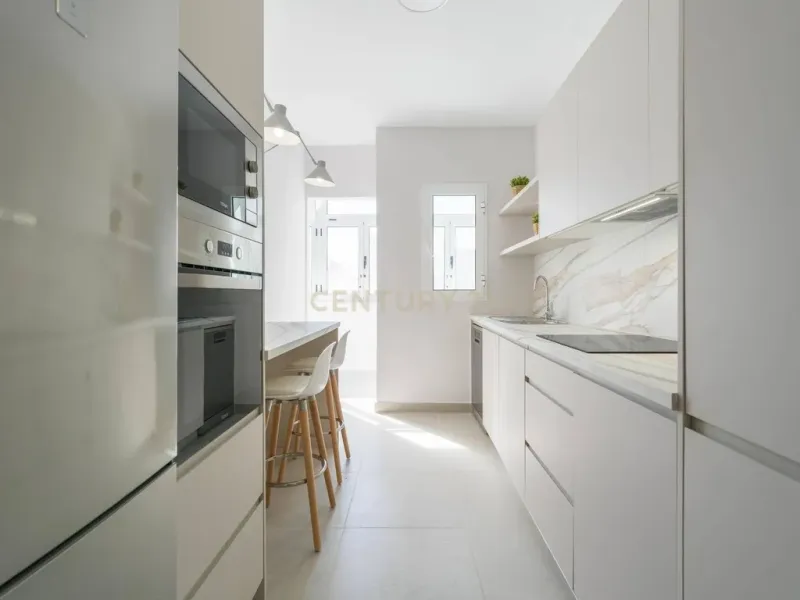 Piso moderno de 3 dormitorios junto a las Canteras