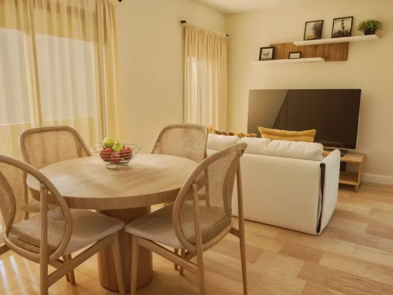 Planta baja a estrenar con gran patio en Jaume Pinent – Barcelona