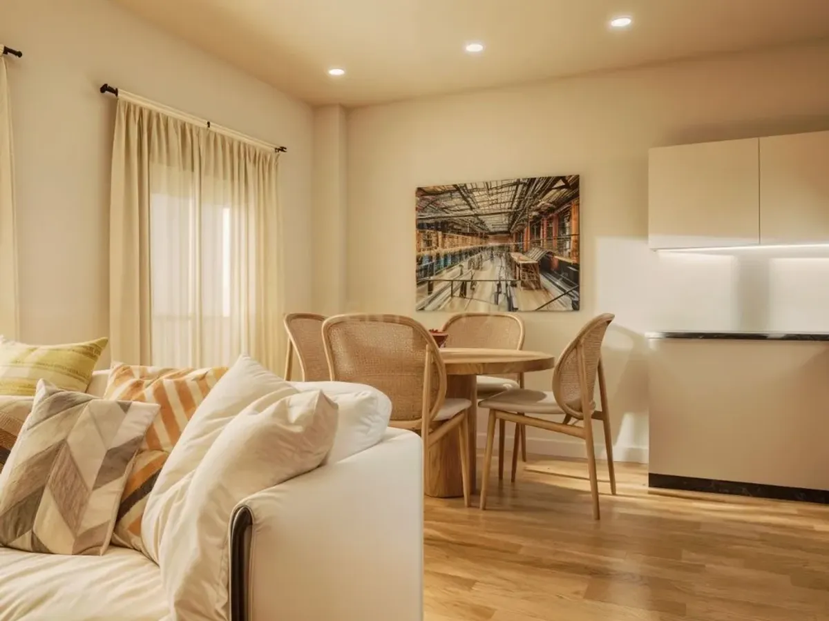 Planta baja a estrenar con gran patio en Jaume Pinent – Barcelona