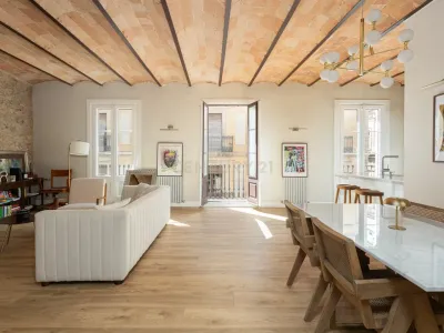 Exclusividad histórica en el corazón del Gòtic – Calle Fusteria