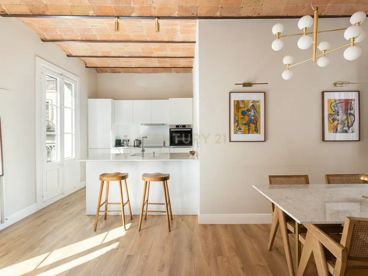 Exclusividad histórica en el corazón del Gòtic – Calle Fusteria