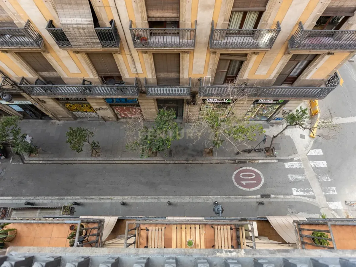 Exclusividad histórica en el corazón del Gòtic – Calle Fusteria
