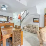 Espectacular vivienda adosada en primera línea de playa de Estepona 2