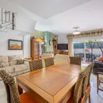 Espectacular vivienda adosada en primera línea de playa de Estepona 11