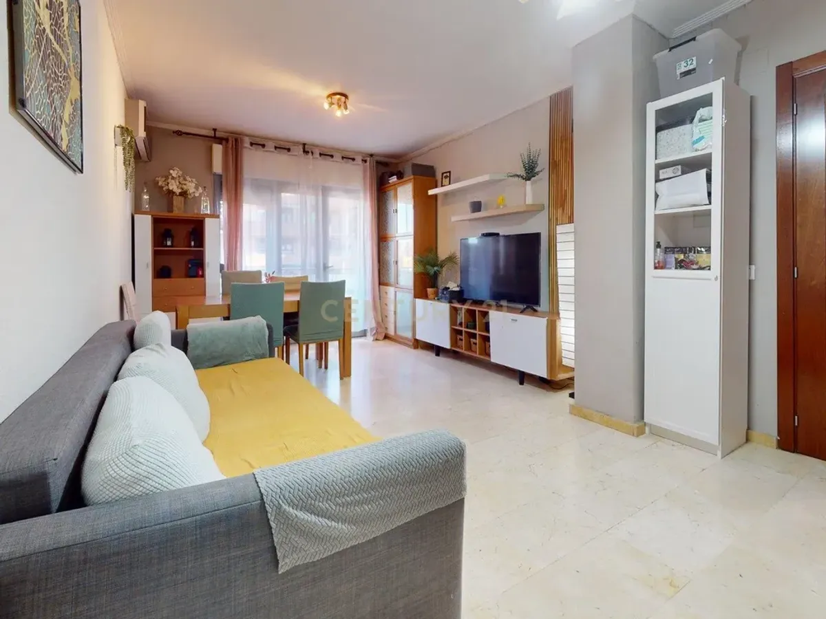 Piso en la  Avenida de Madrid,  en Azuqueca de Henares