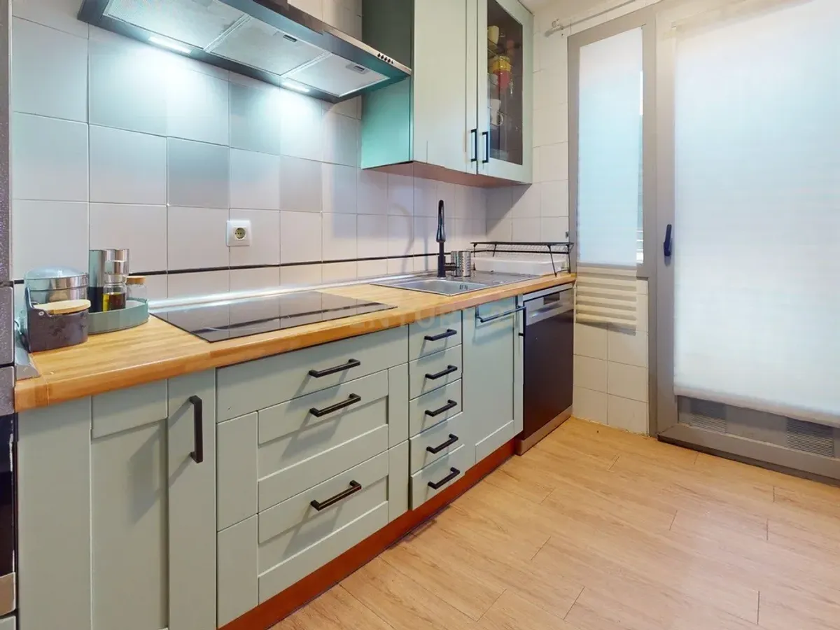 Piso en la  Avenida de Madrid,  en Azuqueca de Henares