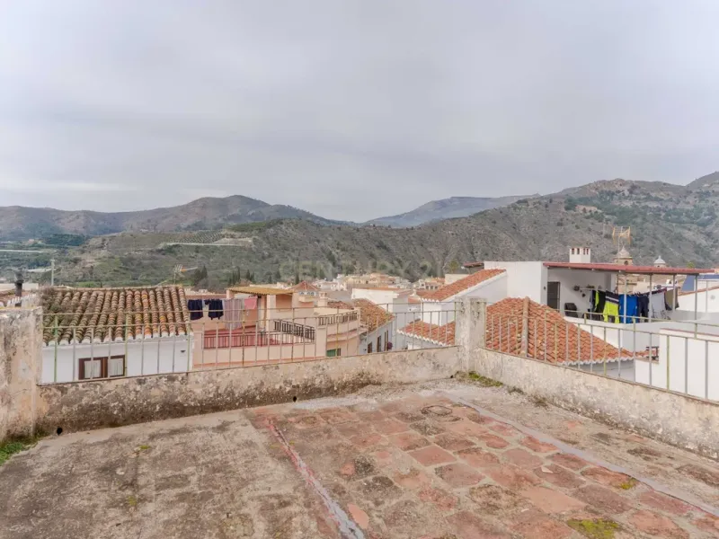 Casa para reformar en Velez de Benaudalla
