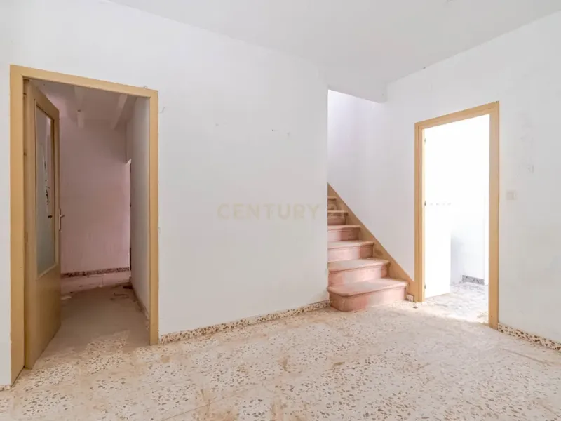 Casa para reformar en Velez de Benaudalla