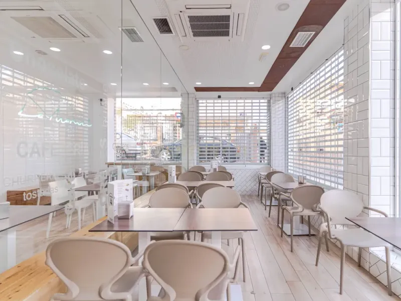 ¡OPORTUNIDAD ! Cafetería en el corazón de Motril-Zona de máximo tránsito