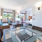 For sale of apartment in Benahavís, Bel Air 5