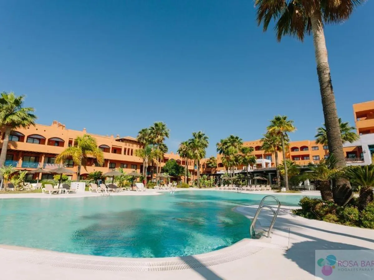 For sale of apartment in Benahavís, Bel Air