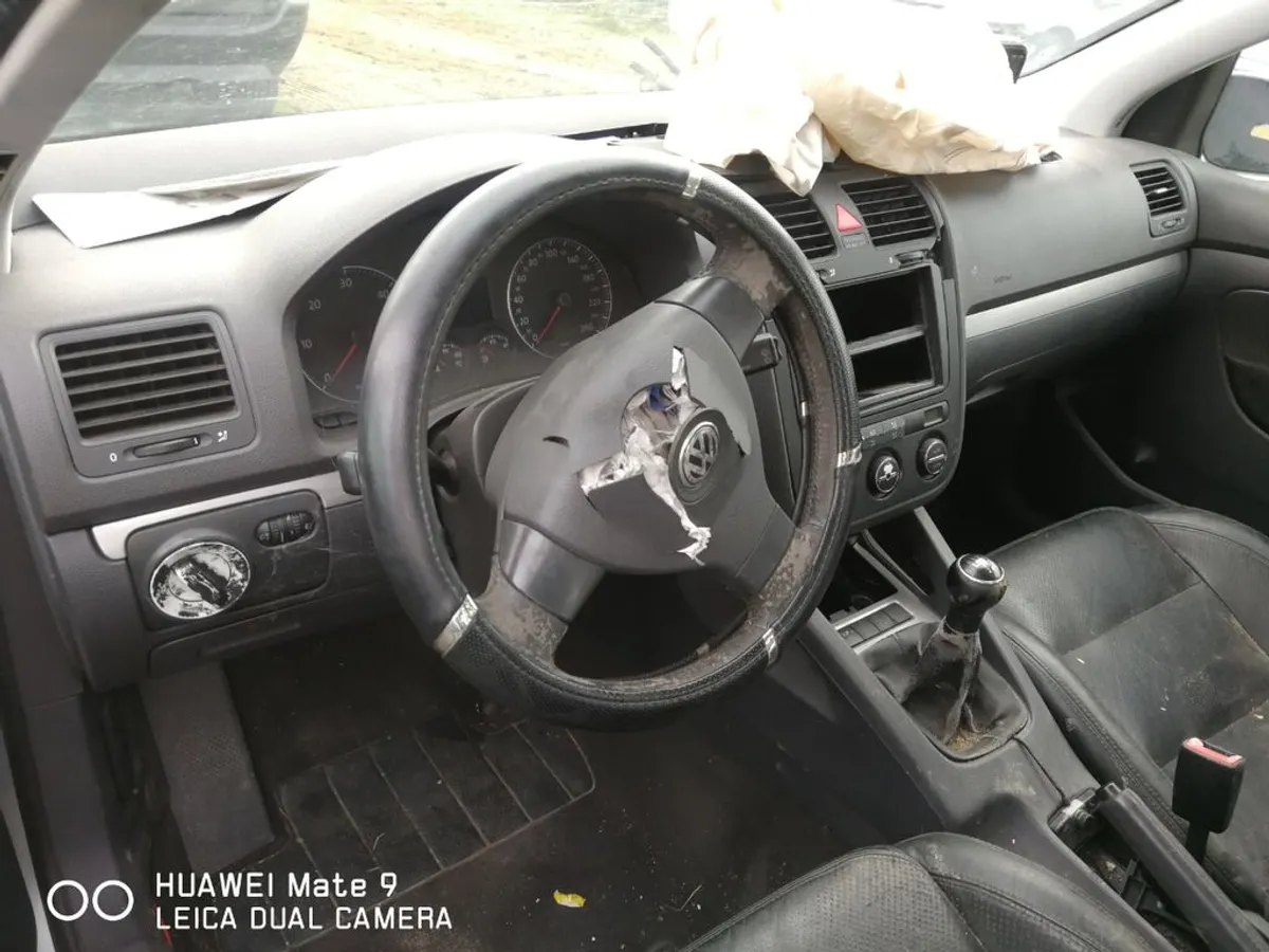 DESPIECE COMPLETO VW GOLF Mk5 2.0TDI 16vl.140cv.