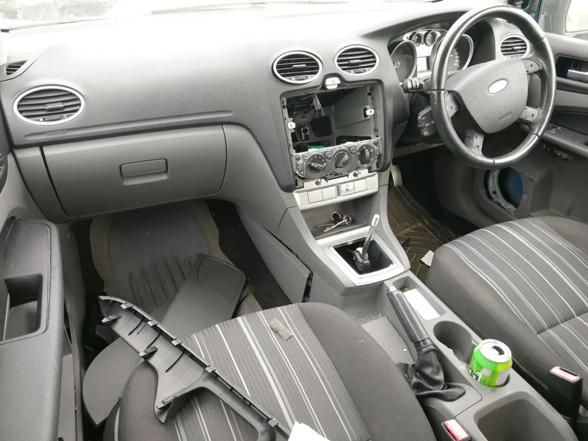 DESPIECE COMPLETO FORD FOCUS MkII 1.6i 101cv.