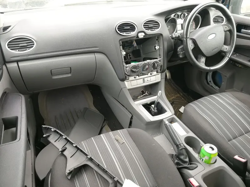 DESPIECE COMPLETO FORD FOCUS MkII 1.6i 101cv.