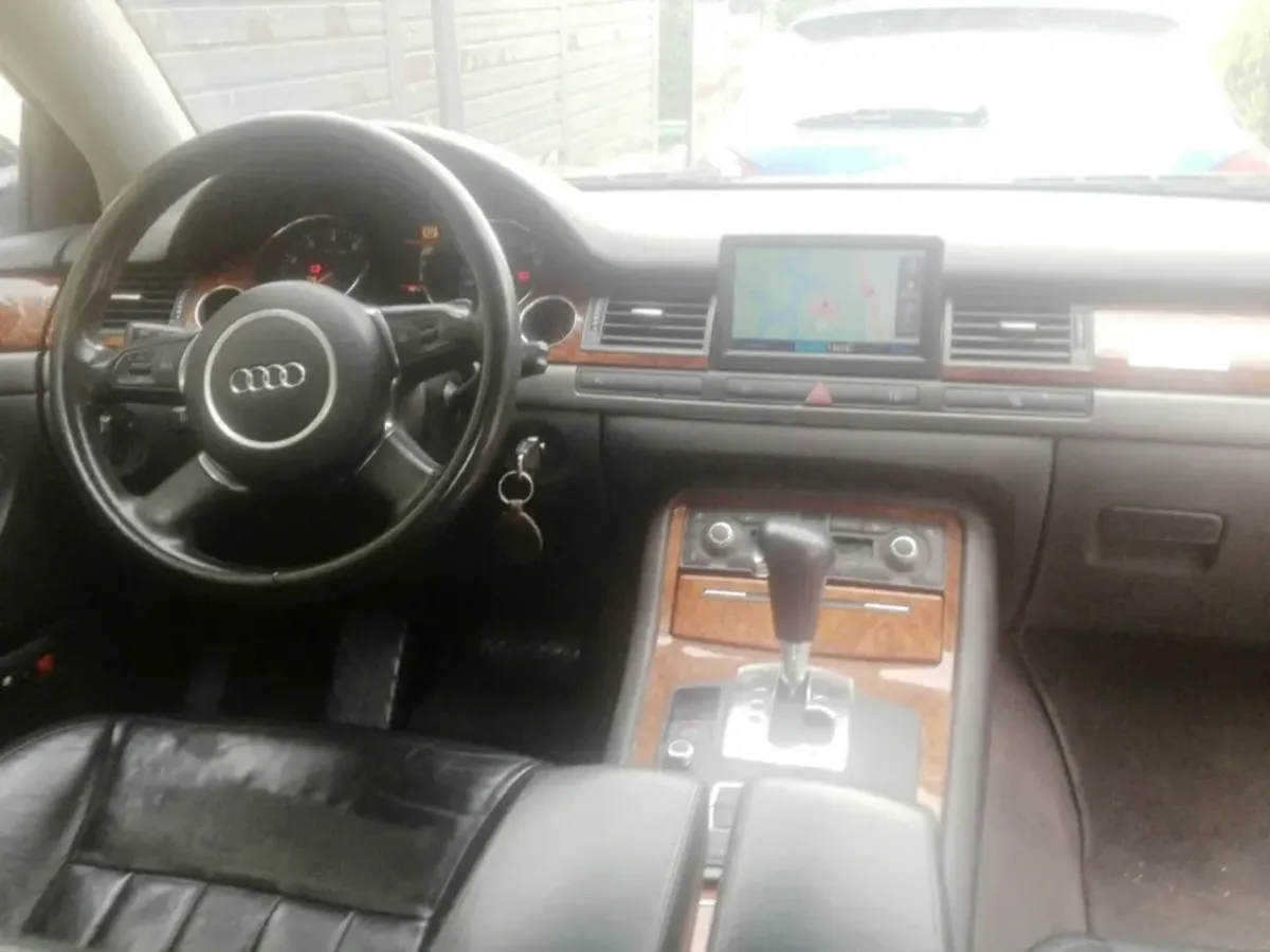 DESPIECE COMPLETO AUDI A8 D3 4.2v8 Sline 2.005.