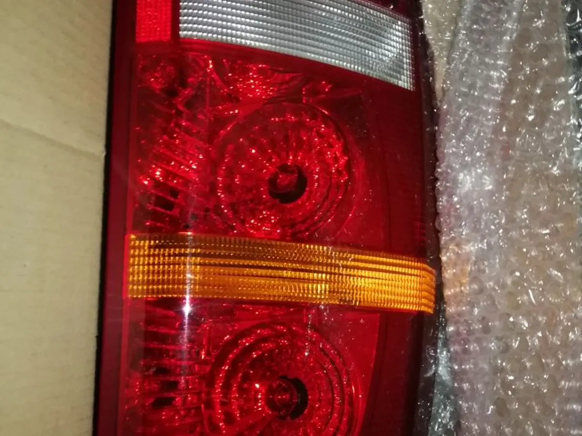 PILOTOS TRASEROS DISCOVERY III y IV LED