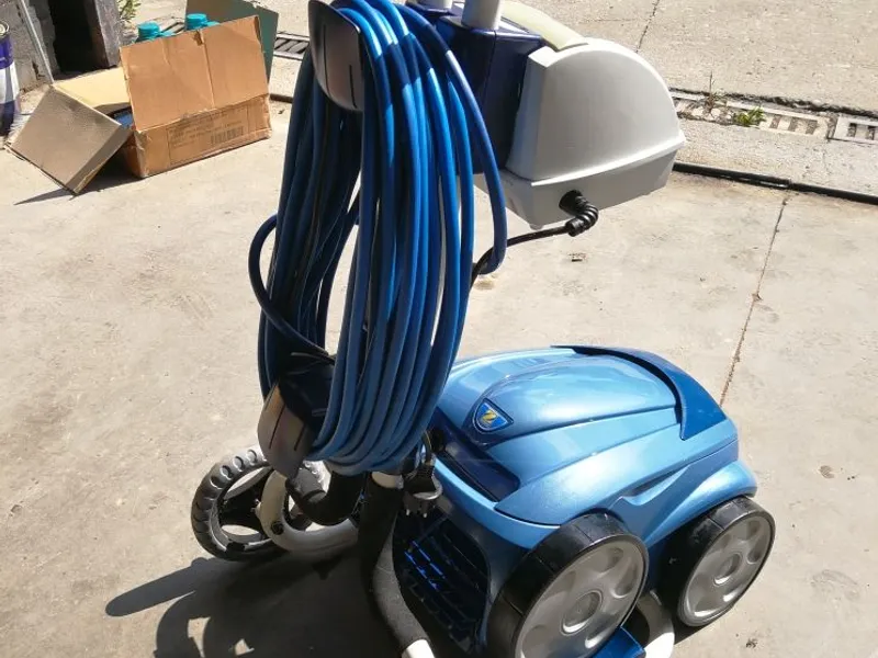 ROBOT ZODIAC VORTEX3 , LIMPIAFONDOS y PAREDES