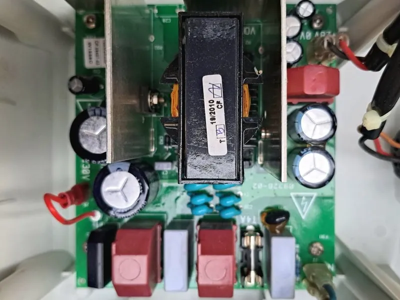 ROBOT ZODIAC VORTEX3 , LIMPIAFONDOS y PAREDES