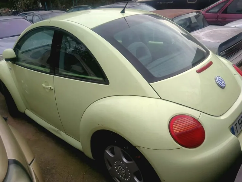 DESPIECE COMPLETO VW BEETLE 1.6i 5v 3p.