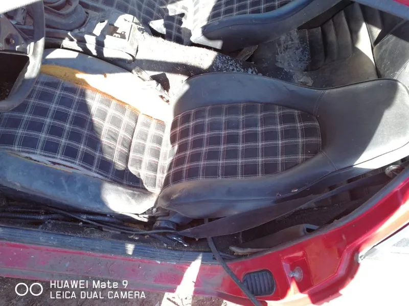 DESPIECE COMPLETO PORSCHE 924 1a.Serie 1984.