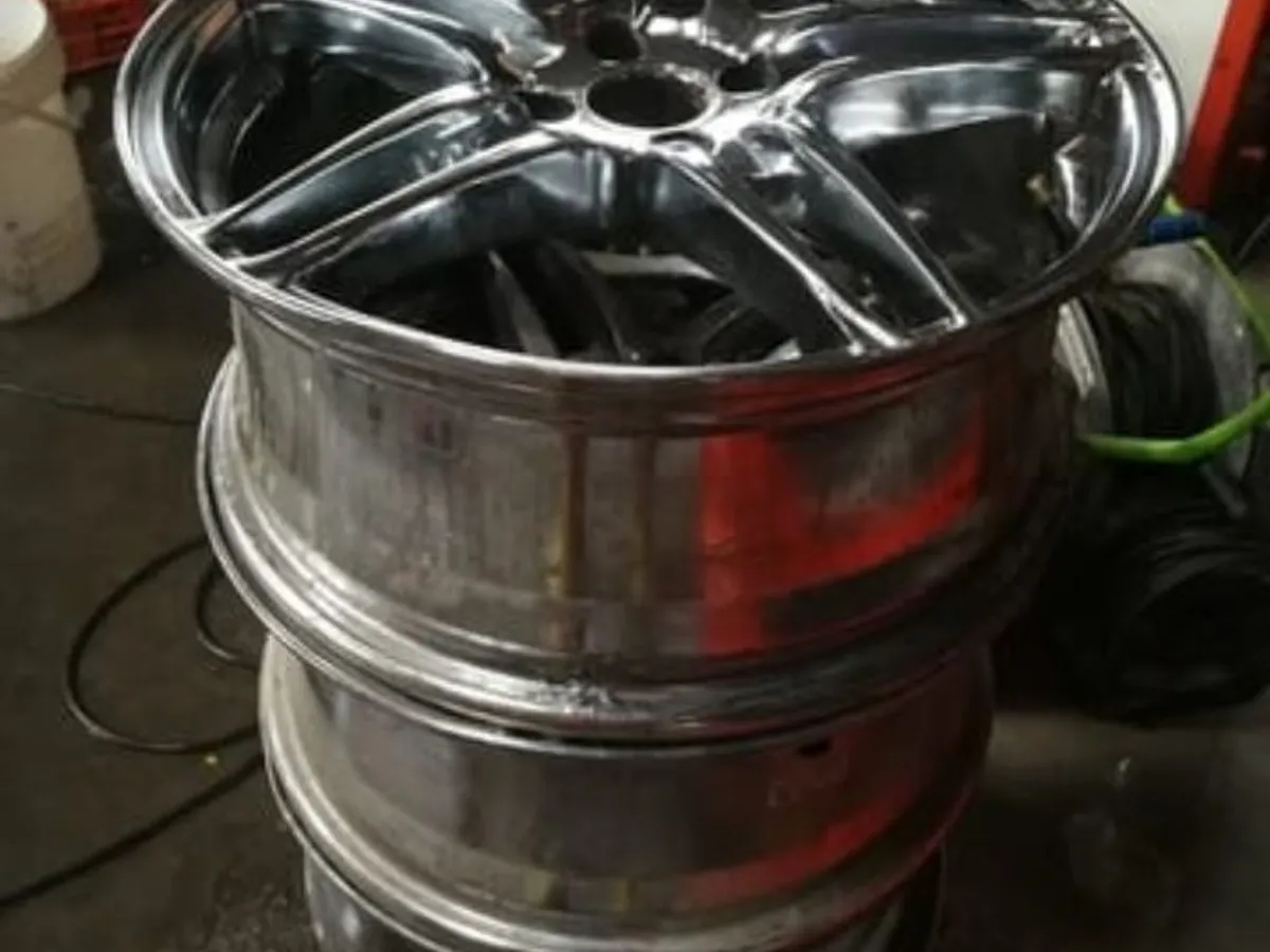 LLANTAS 17X7" CROMADAS AUDI. VW. SEAT. Validas VAG