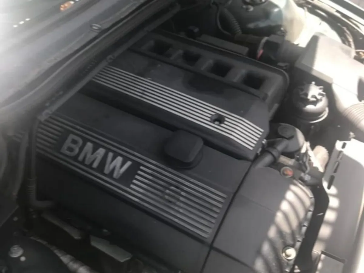 DESPIECE COMPLETO BMW E46 328Ci Aut. 2.001