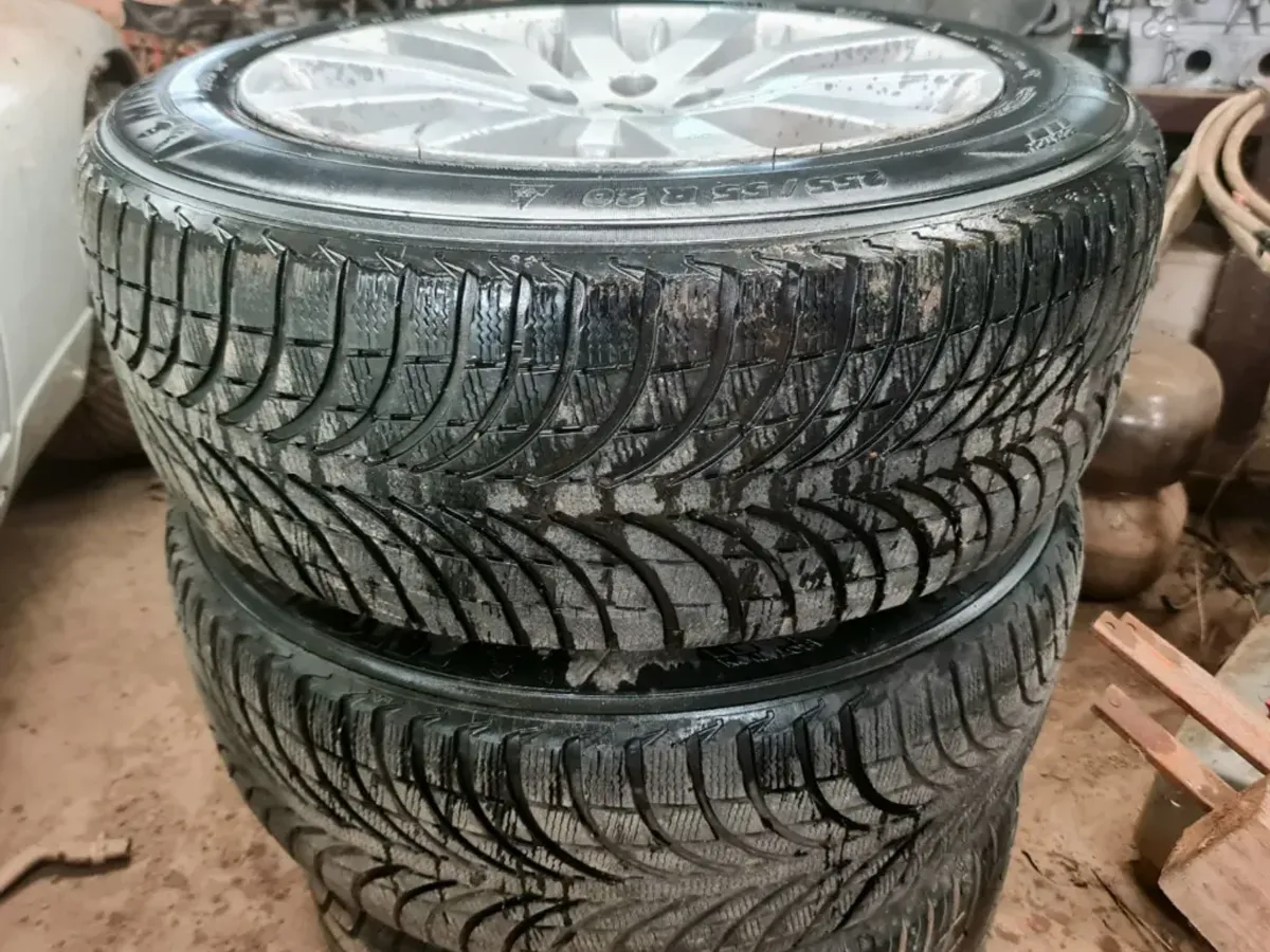 Llantas RANGE ROVER SPORT 20x9" Michelin 255/55R20