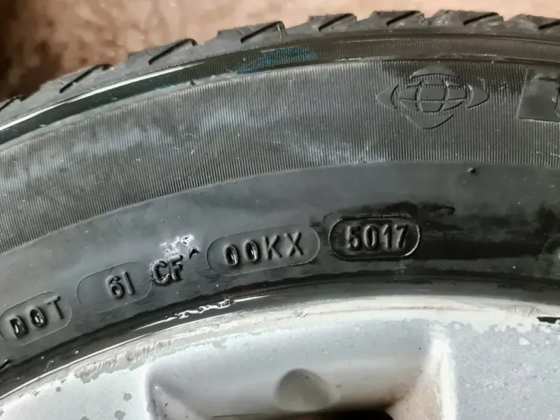 Llantas RANGE ROVER SPORT 20x9" Michelin 255/55R20