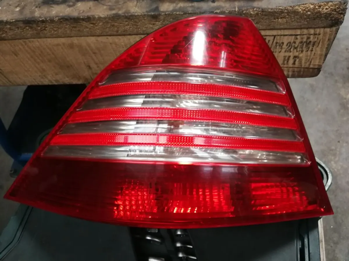 PILOTOS TRASEROS LED MERCEDES W220 CLASE S 2.004