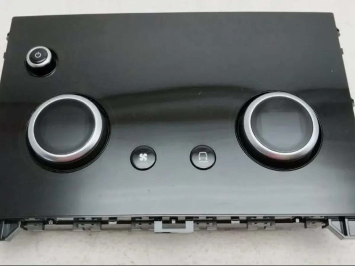 PANEL CONTROL CLIMA RANGE ROVER EVOQUE L551 2.019.