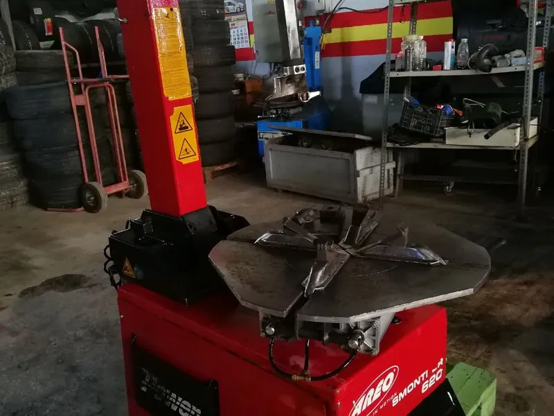 DESMONTADORA AREO SMONTHER 380v. SEMINUEVA