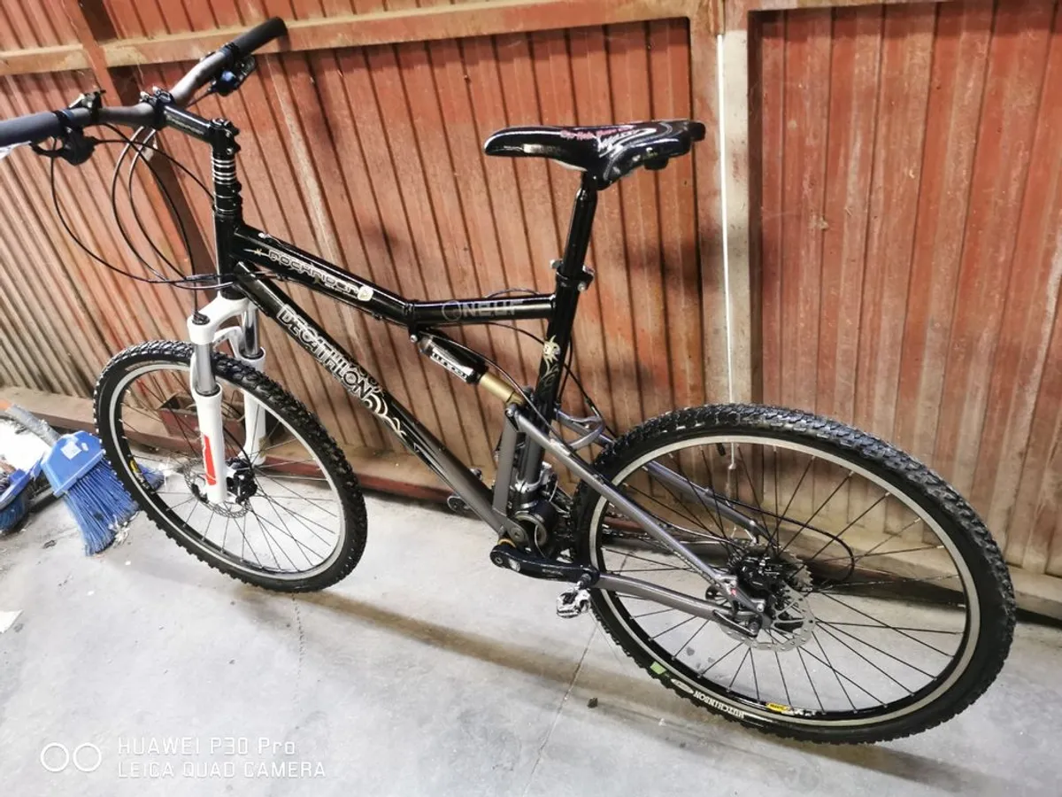 ROCKRIDER XL 9.2 de 26" DOBLE N.E.U.F MANITOU