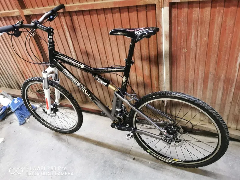 ROCKRIDER XL 9.2 de 26" DOBLE N.E.U.F MANITOU