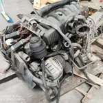 DESPIECE COMPLETO BMW E39 528i 24val.M52B28. 3