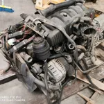 DESPIECE COMPLETO BMW E39 528i 24val.M52B28. 4