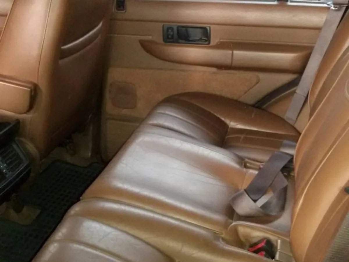 ASIENTOS de PIEL BEIGE, MARRON... RANGE ROVER P38.