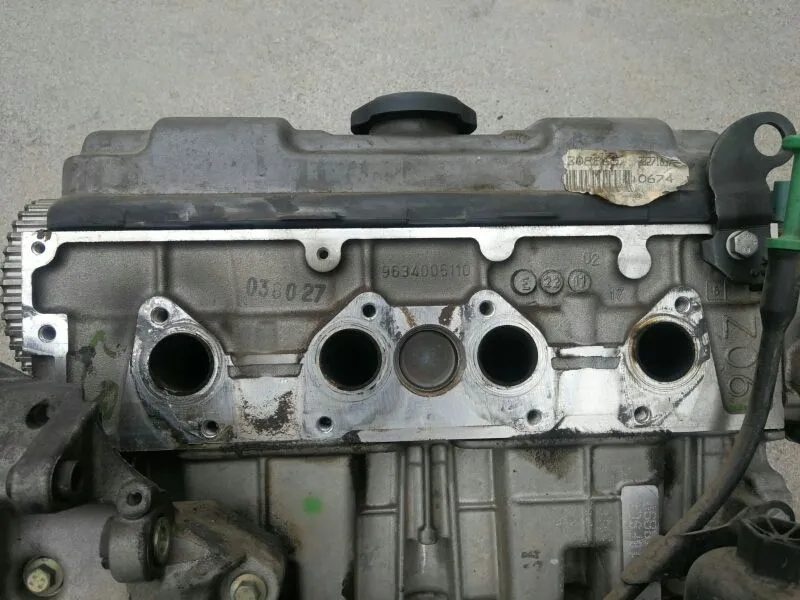 MOTOR CITROEN C4 1.4 8v 75cv código motor KFW