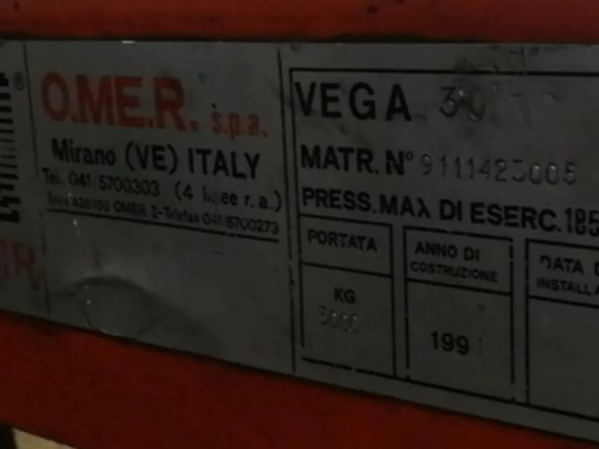 PANTOGRAFO ALINEACIÓN PARALELO OMER VEGA 3.000Kg.