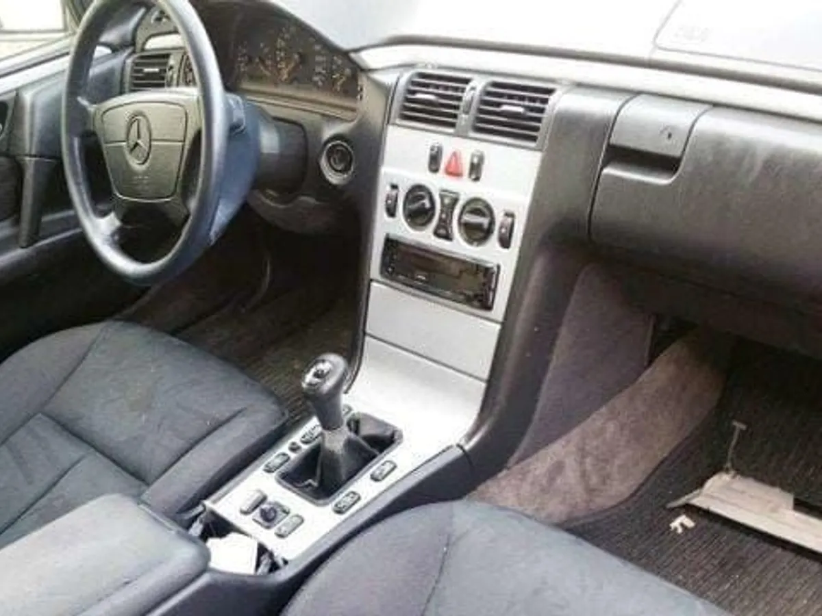 DESPIECE COMPLETO MERCEDES BENZ w210 E230 Manual