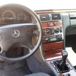 MERCEDES-BENZ - E200 W210 ELEGENCE MANUAL 10
